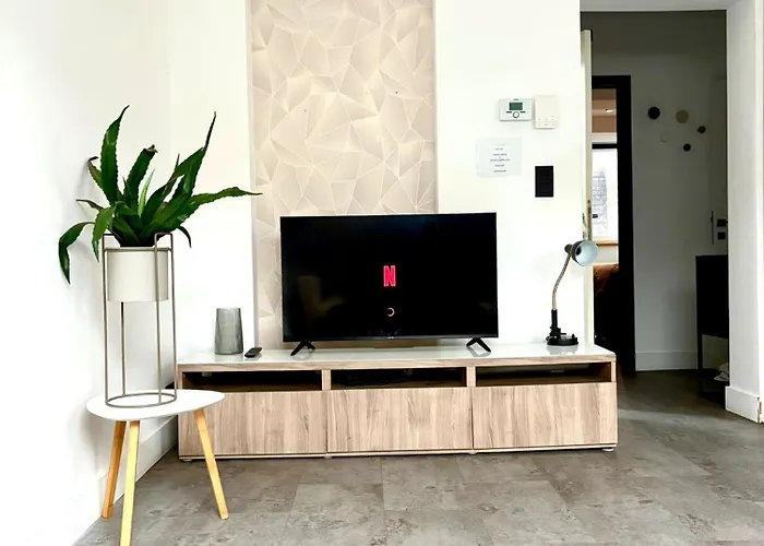 Elegant - Next From Grand Place, Netflix & Comfort Lägenhet *