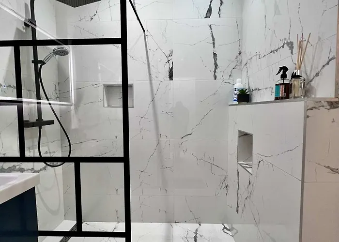 Cosy Family For Up To 9 Guests Near Midi Station Appartamento Bruxelles