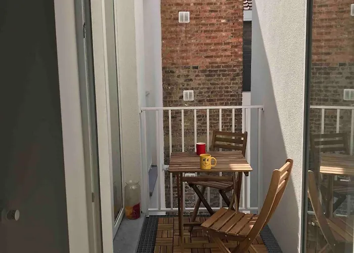 Charming At Heart Of Brussels-marolles 布鲁塞尔