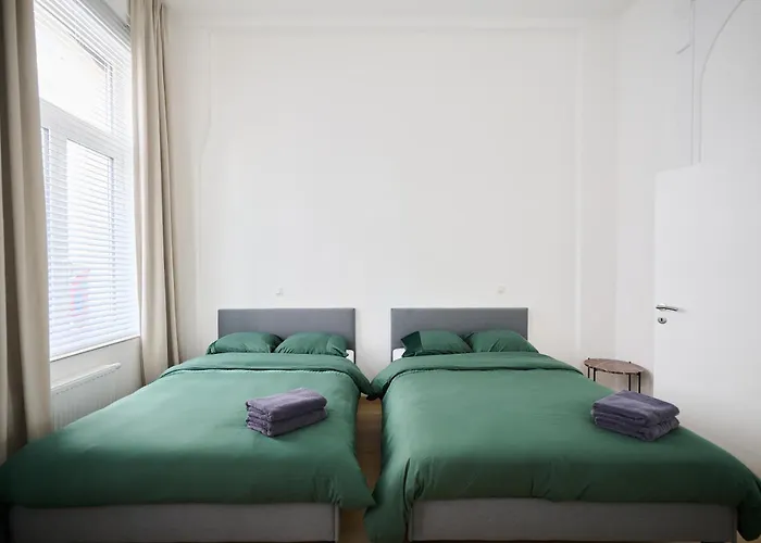 Toison D'or&saunna 2 *