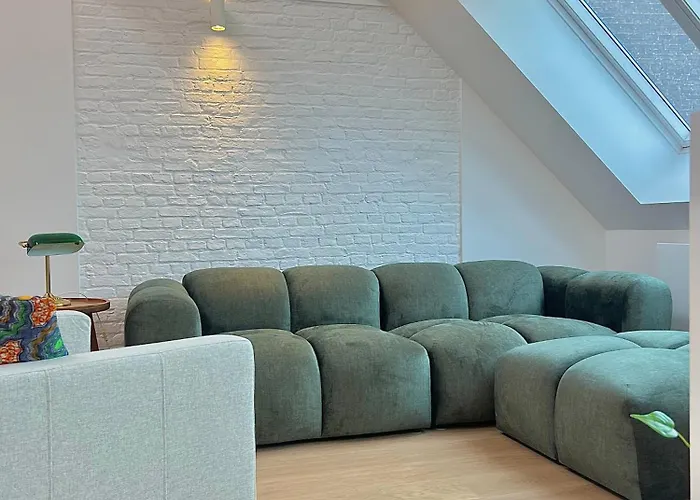 Duplex Design & Elegant Au Coeur De Bryssel