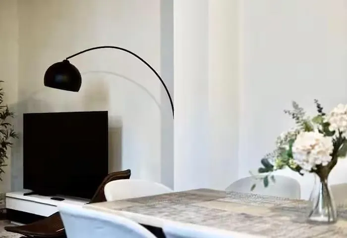 Spacious Terrace In The Heart Of