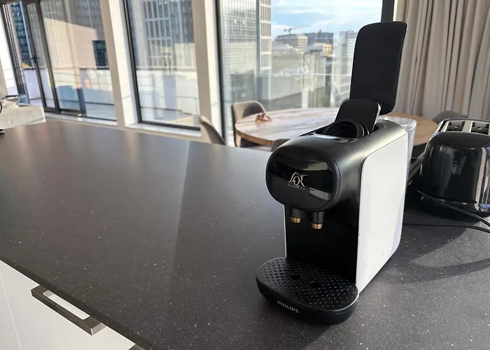 Penthouse Avec Vue Imprenable Sur アパート ブリュッセル