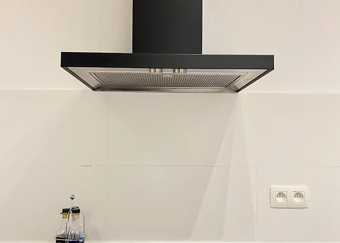 Modern & Elegant Near Montgomery דירה *