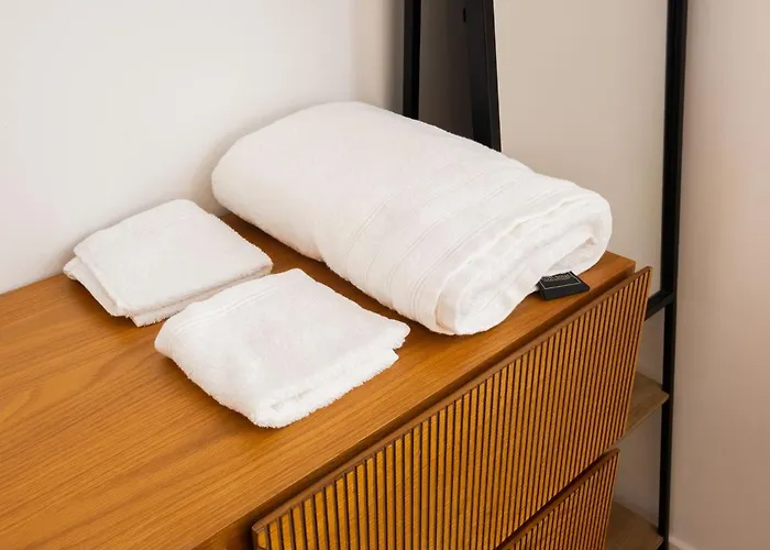 New Center Of Trendy St Gille Lägenhet *