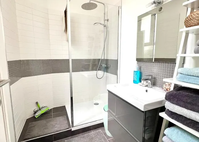 Chic Heart Of The With Balcony Apartament