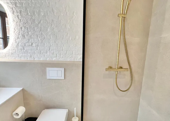 Lägenhet Duplex Design & Elegant Au Coeur De Bryssel