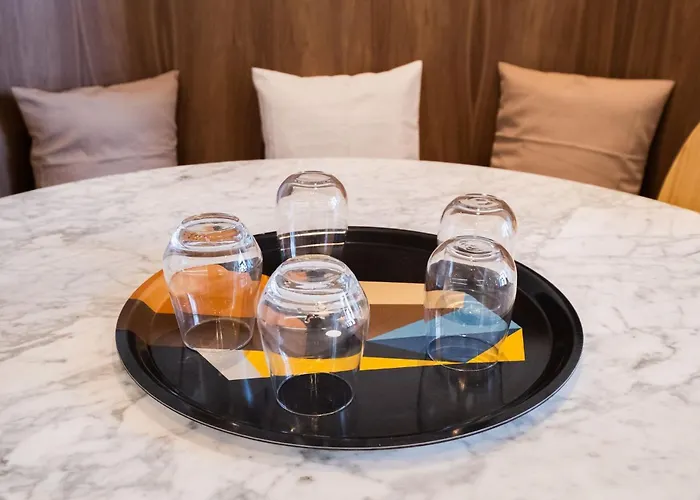 New Center Of Trendy St Gille