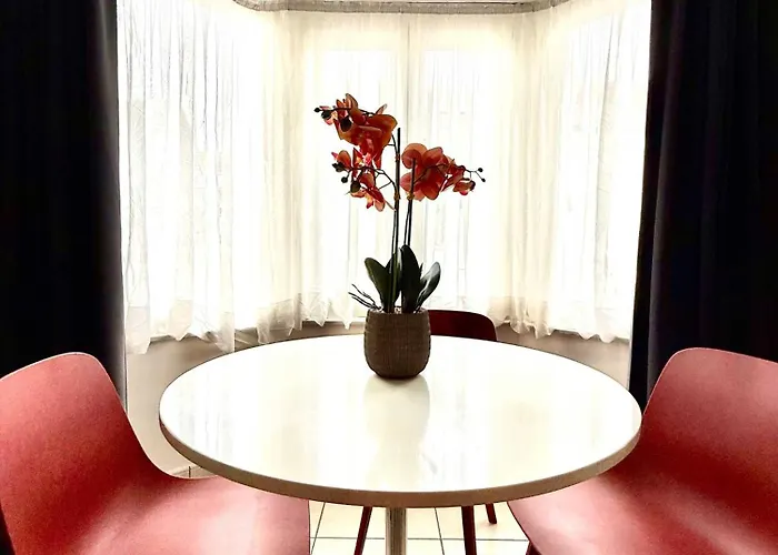 Apartment Elegant Close To The European Parliament