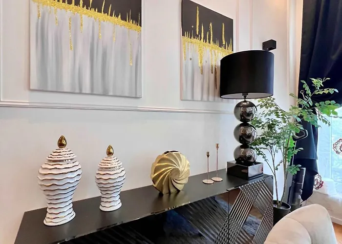 Cosy Family For Up To 9 Guests Near Midi Station Apartmán Brusel