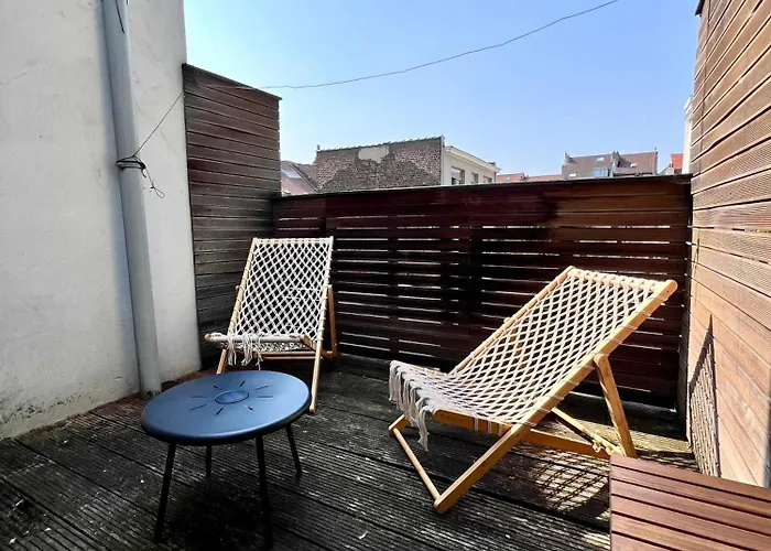 Cosy Family For Up To 9 Guests Near Midi Station Apartmán *