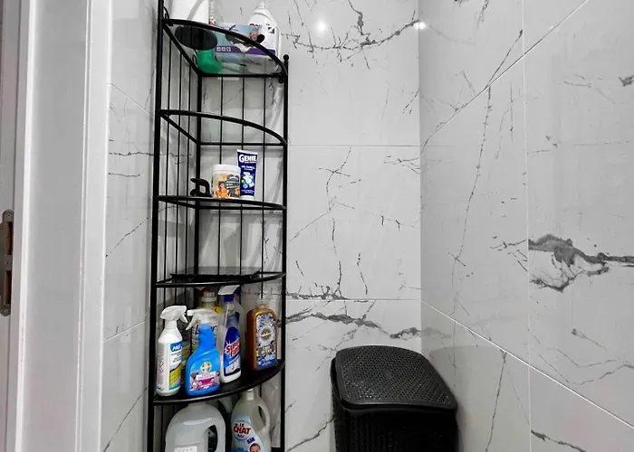 Appartamento Cosy Family For Up To 9 Guests Near Midi Station