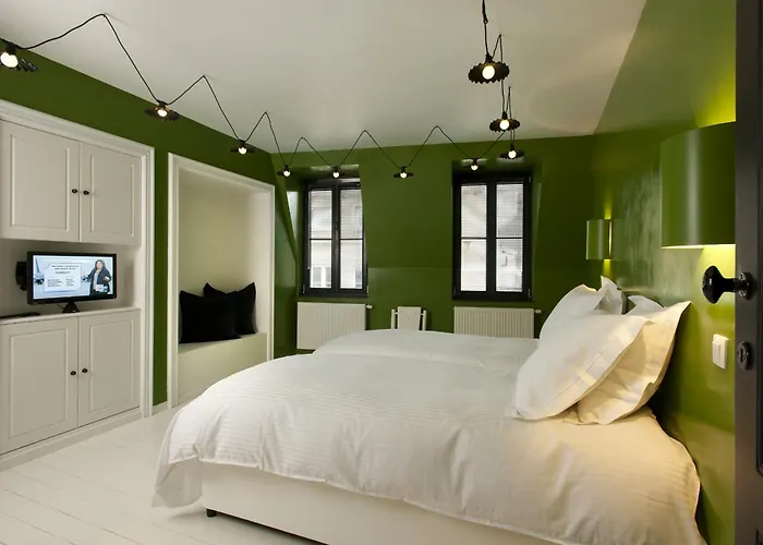 La Maison Haute Guest house 4*