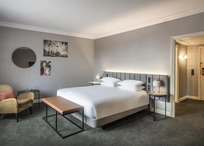 Hilton Grand Place Hotel