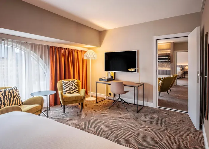 Hilton Grand Place 4*