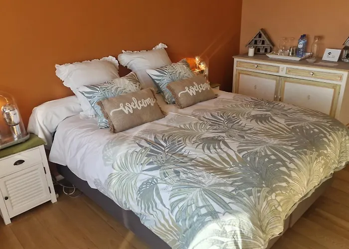 Romantics Rooms In Brussels Sky Гостевой дом