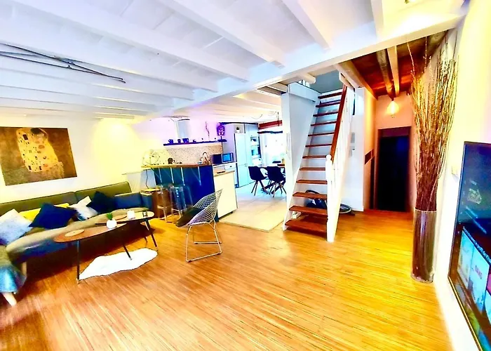 Daire Beautiful Duplex In The Center Of