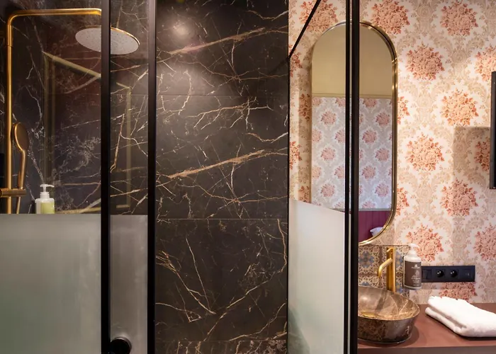 胶囊旅馆 The Place *