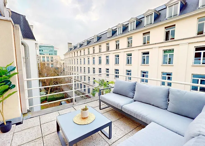 Centre Avec Grand Balcon Pour 2personnes Lejlighed