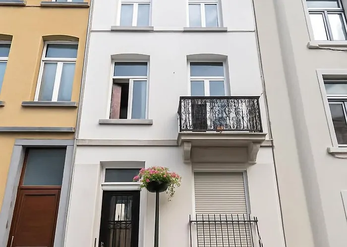 Cosy Hydraulique Apartment Brüssel