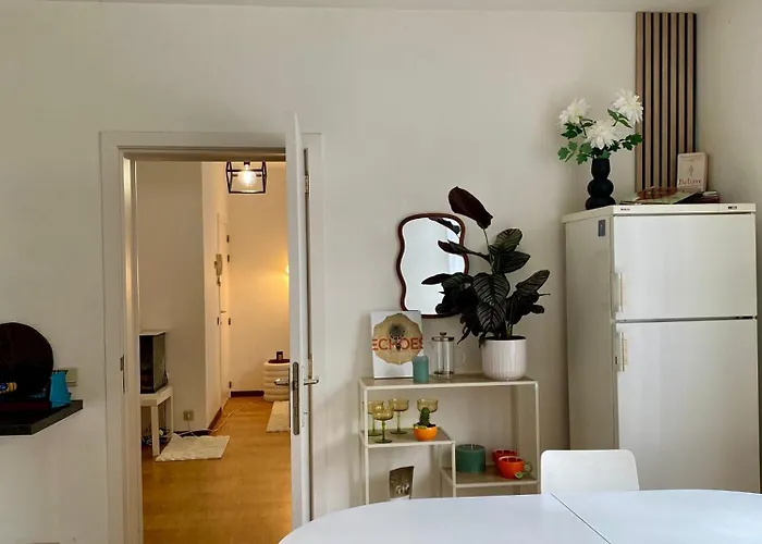 Cozy Apartment In Brussels City Center Matonge District Διαμέρισμα *