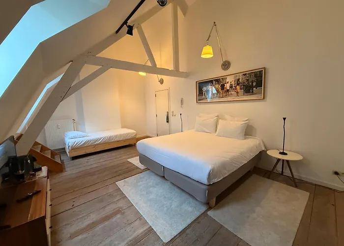 מלון Les Du Vaudeville *