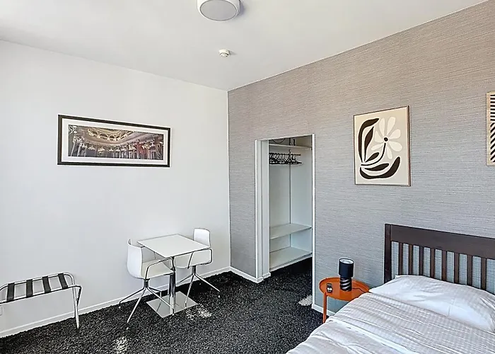 Hotel Keyless - Gaver *