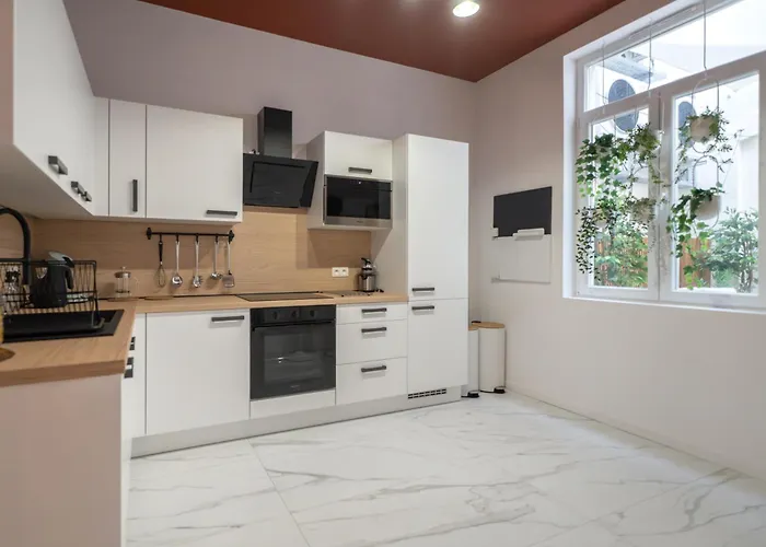 Vandenbranden * Brussels