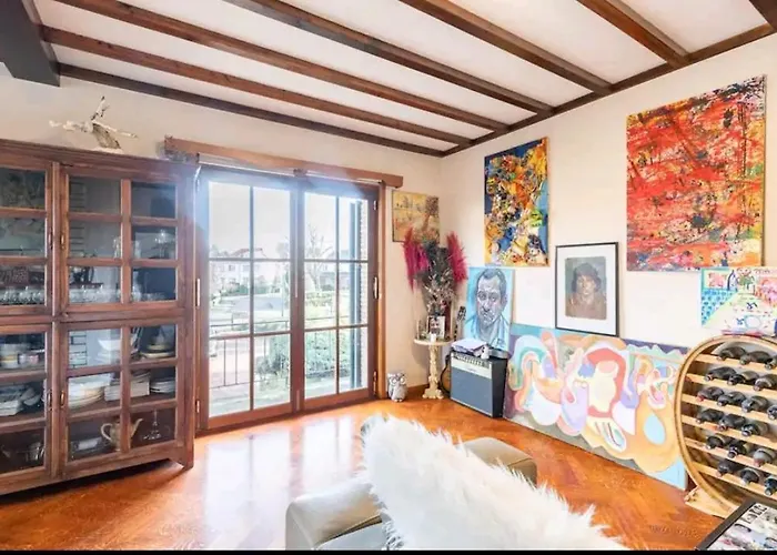 빌라 & Wellness Area Jacuzzi Sauna Massage Table *