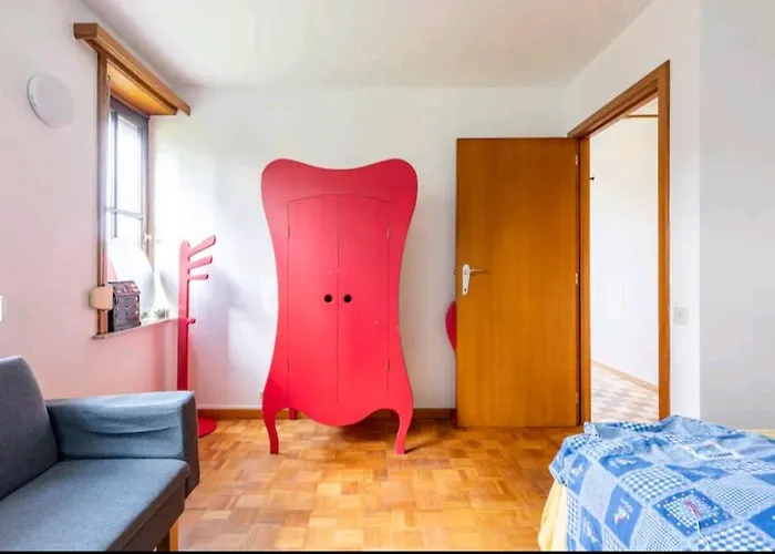 & Wellness Area Jacuzzi Sauna Massage Table * Βρυξέλλες