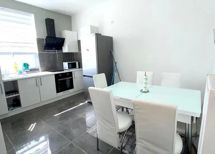 Apartment Douvres Anderlecht *