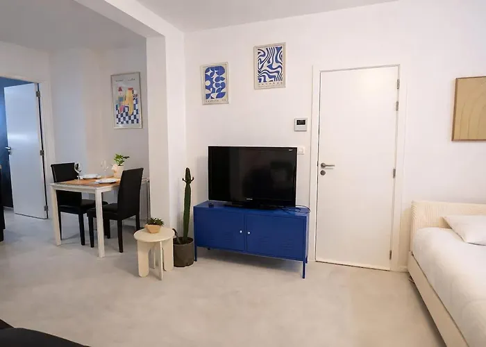 Modern Laeken Apartment Brüssel