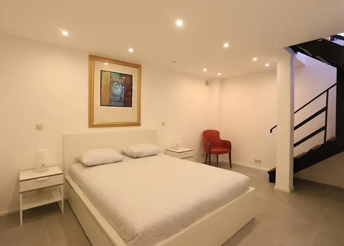 European Quarter Cosy Garden Apartment *