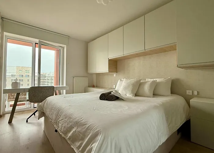 Cosy And Modern 1bed Near Gare Du Midi Dox דירה בריסל
