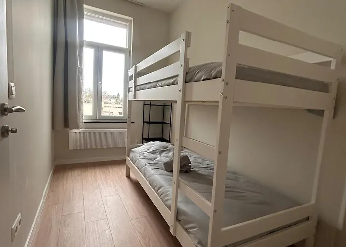 Appartement Elegant Renovated 2 Bedrooms Close To Transport