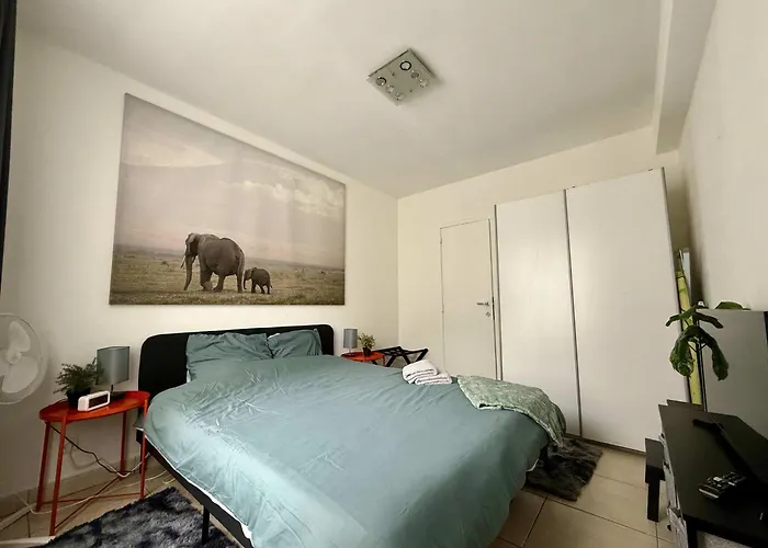 Elegant Close To The European Parliament *