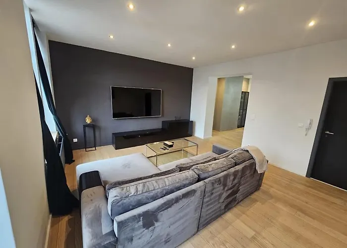 Luxury Triplex Stylish 2br In Апартаменты *