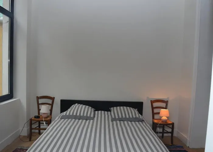 Comfortable And Quiet Apartament Bruksela