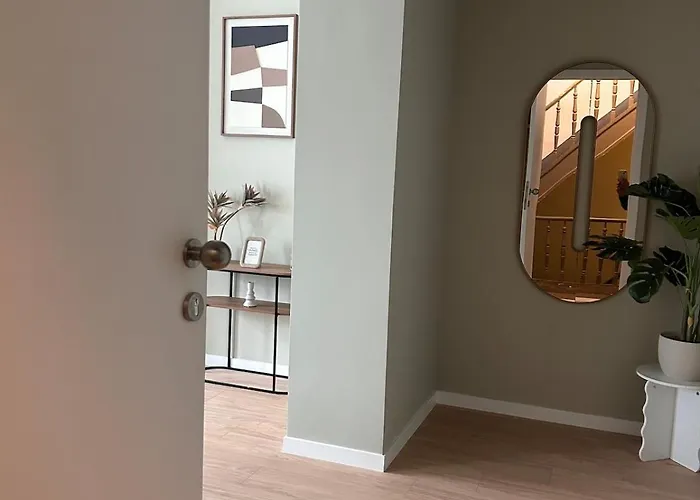 Elegant Renovated 2 Bedrooms Close To Transport Appartement Bruxelles