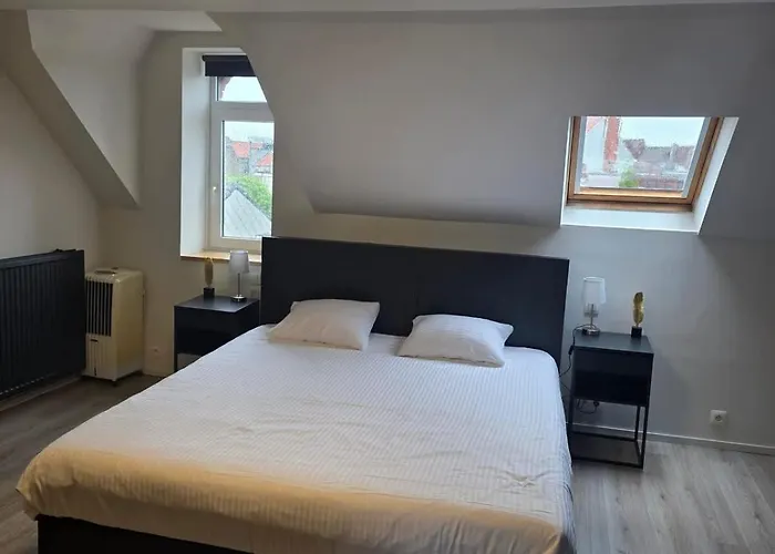 Апартаменты Luxury Triplex Stylish 2br In Брюссель