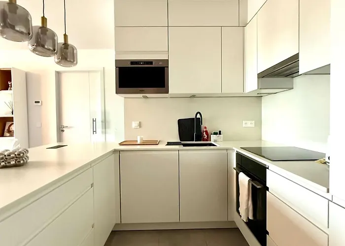 Cosy And Modern 1bed Near Gare Du Midi Dox *