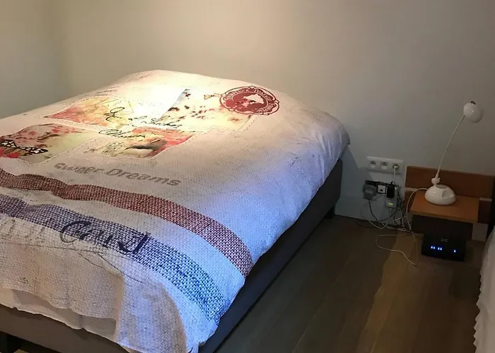 Comfortable And Quiet Apartament Bruksela