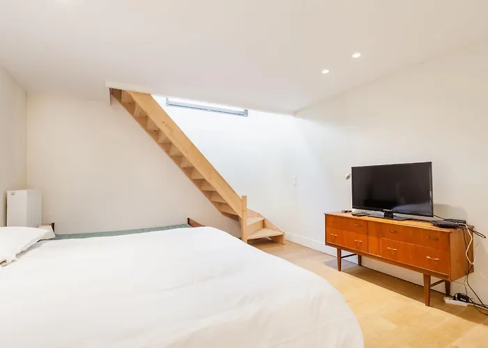 Comfortable And Quiet * Brüssel