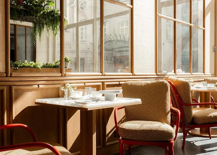 Hotel Faubourg 21 - The Leading Of The World