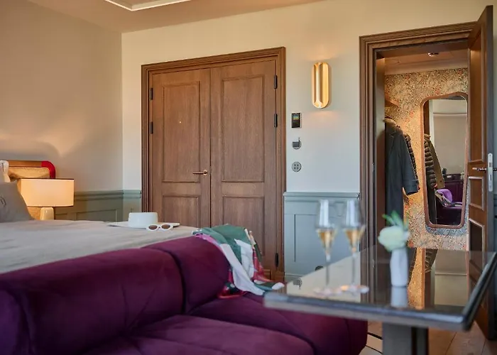 Hotel Faubourg 21 - The Leading Of The World