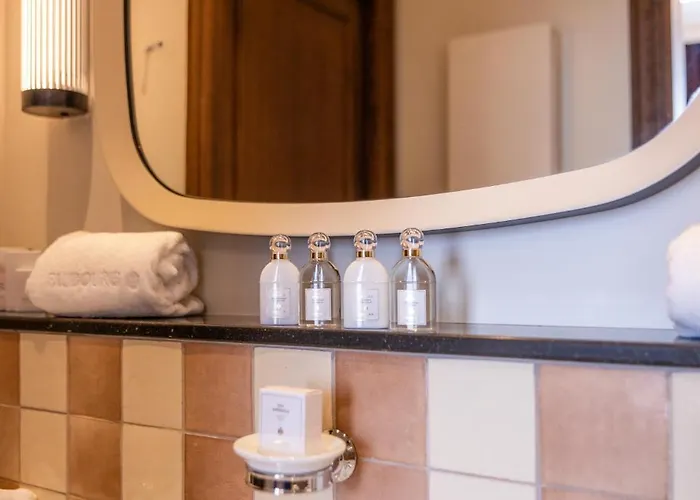 Faubourg 21 - The Leading Of The World Hotel