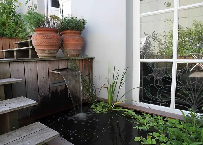 Bed and breakfast Fish Market