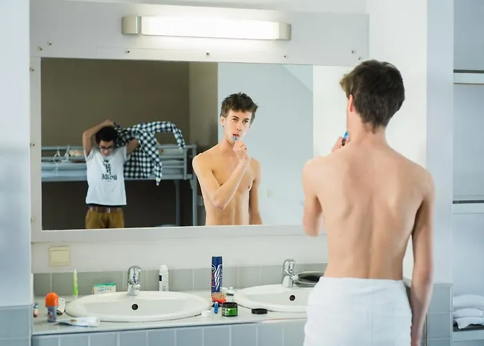 Hi Brussels Jacques Brel Hostel