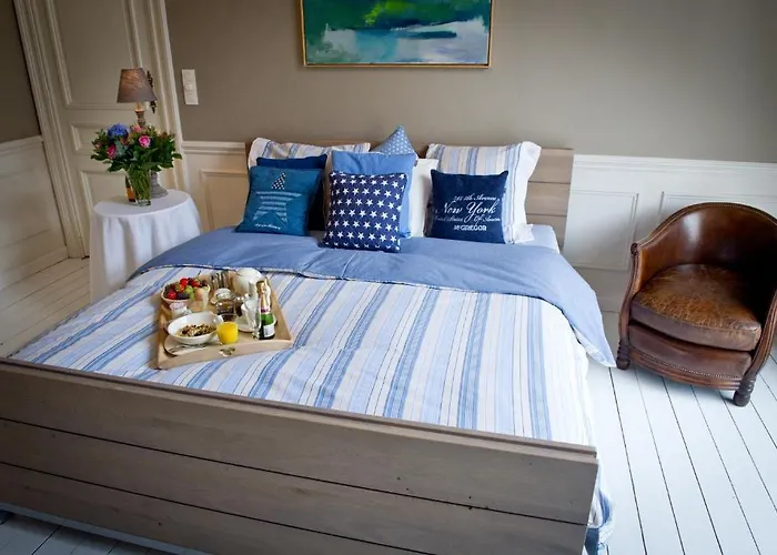 Le Seize Bed & Breakfast Bruxelles