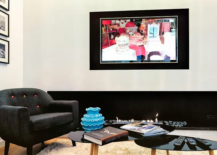 Charles - Grand Place 4*